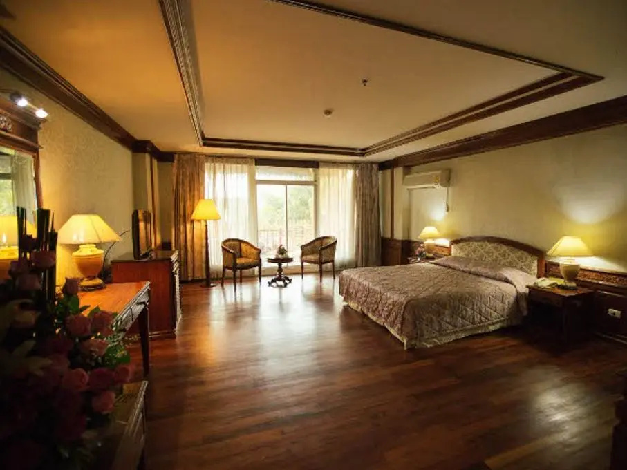 Standard Double room (full double bed)