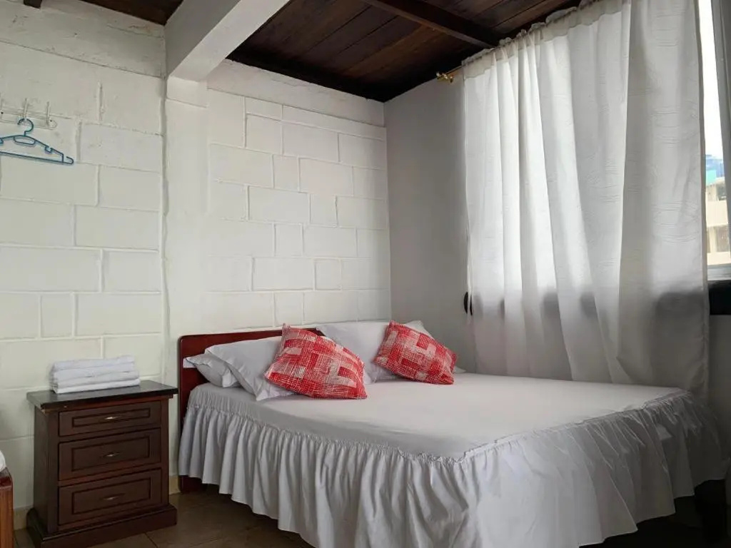 Standard Quadruple room with sea view