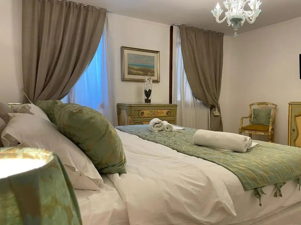 Standard Double room (twin beds)