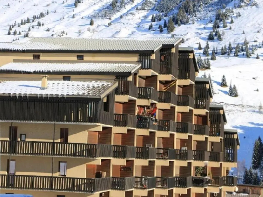 Appartement Auris, 1 pièce, 4 personnes - FR-1-297-30