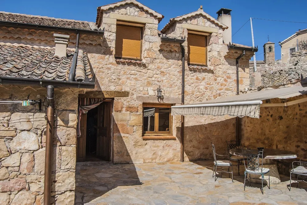 La Fuente del Poval
