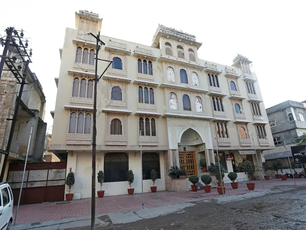Hotel Castle Lalpura by The Dunes