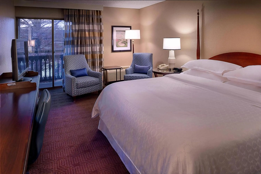 Sheraton Westport Chalet Hotel St. Louis - Général