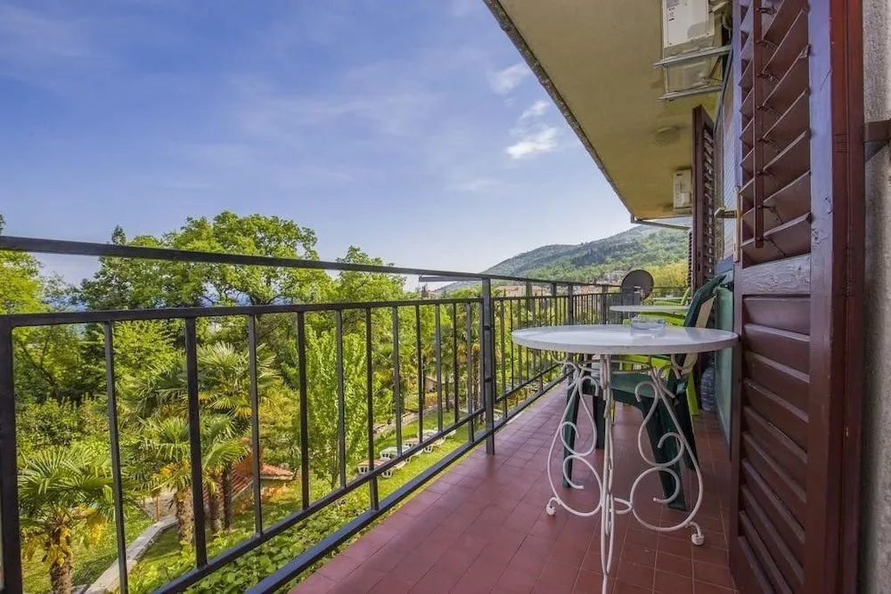 Apartments & Rooms Ribarić