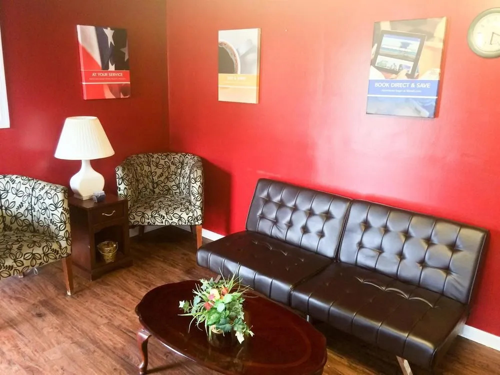 Lobby & Reception