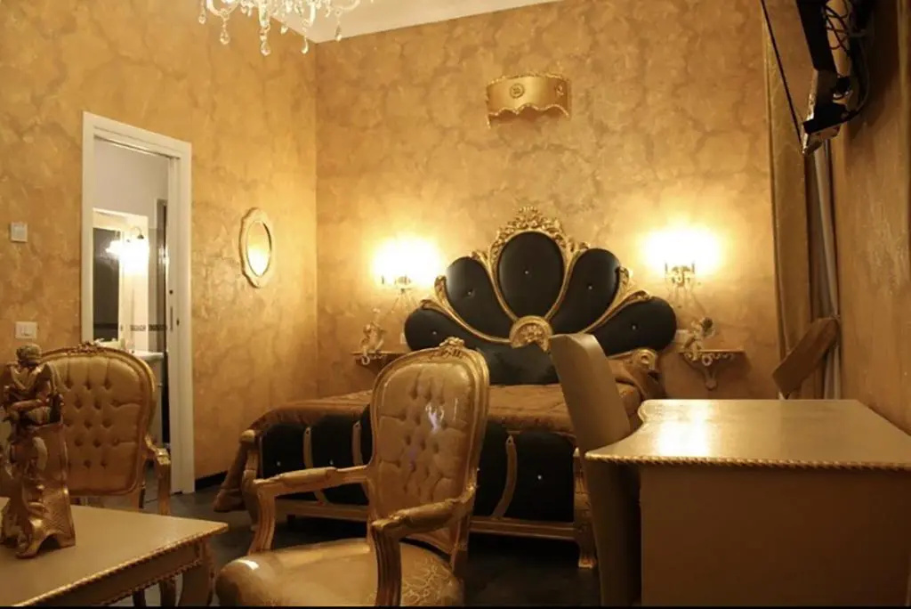Deluxe Suite