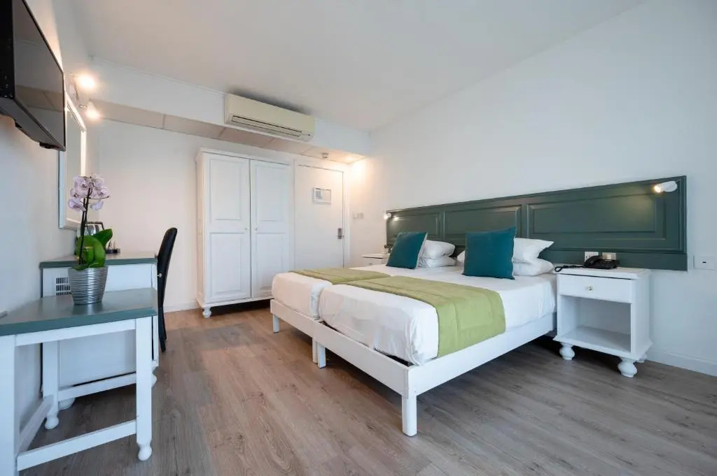 Gillieru Harbour Hotel - Chambres