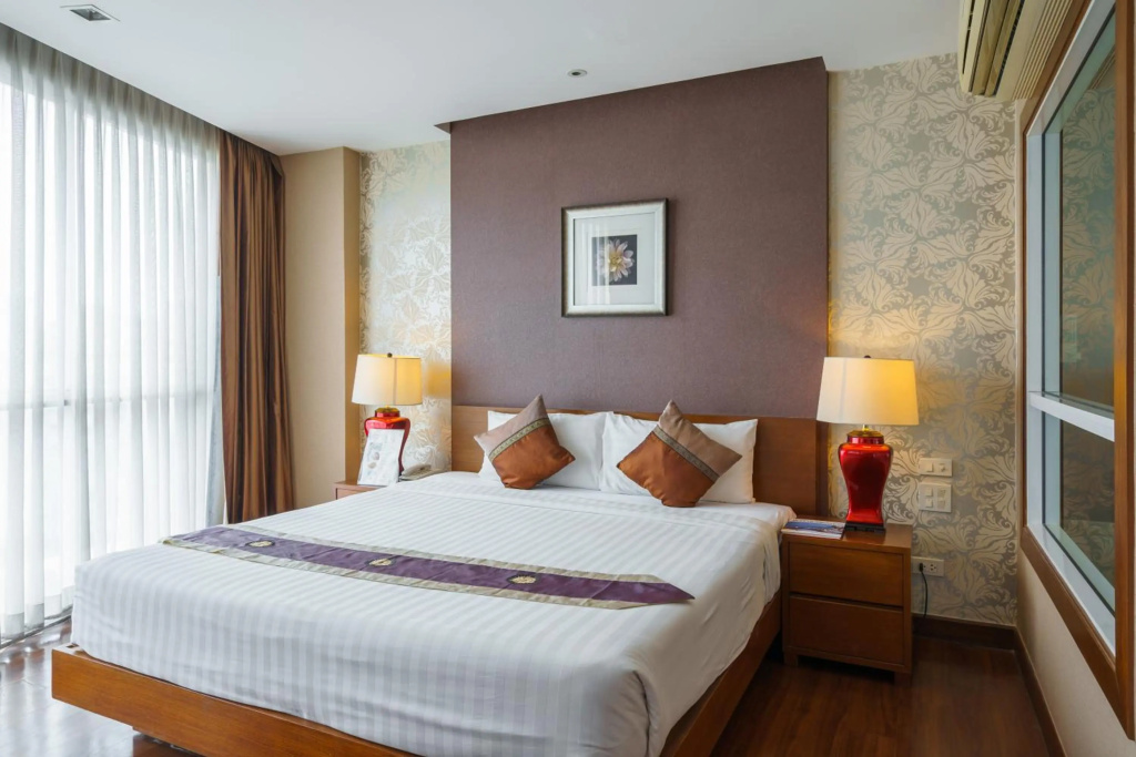 Отель Lantana Resort Hotel Bangkok в Бангкоке