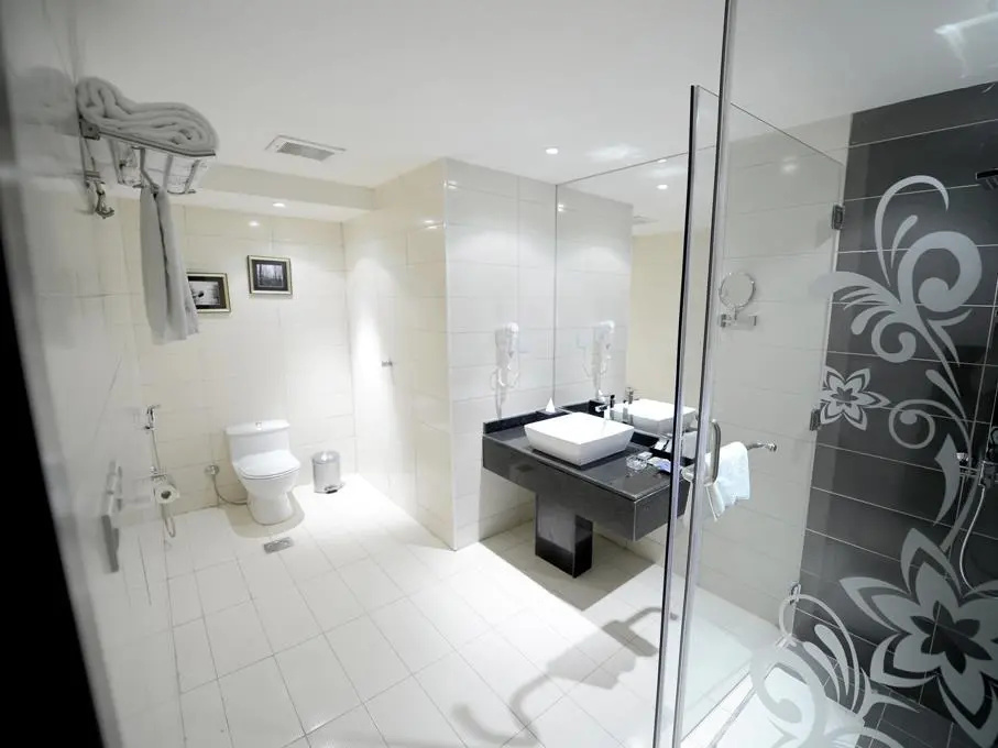 Executive Double room (full double bed)