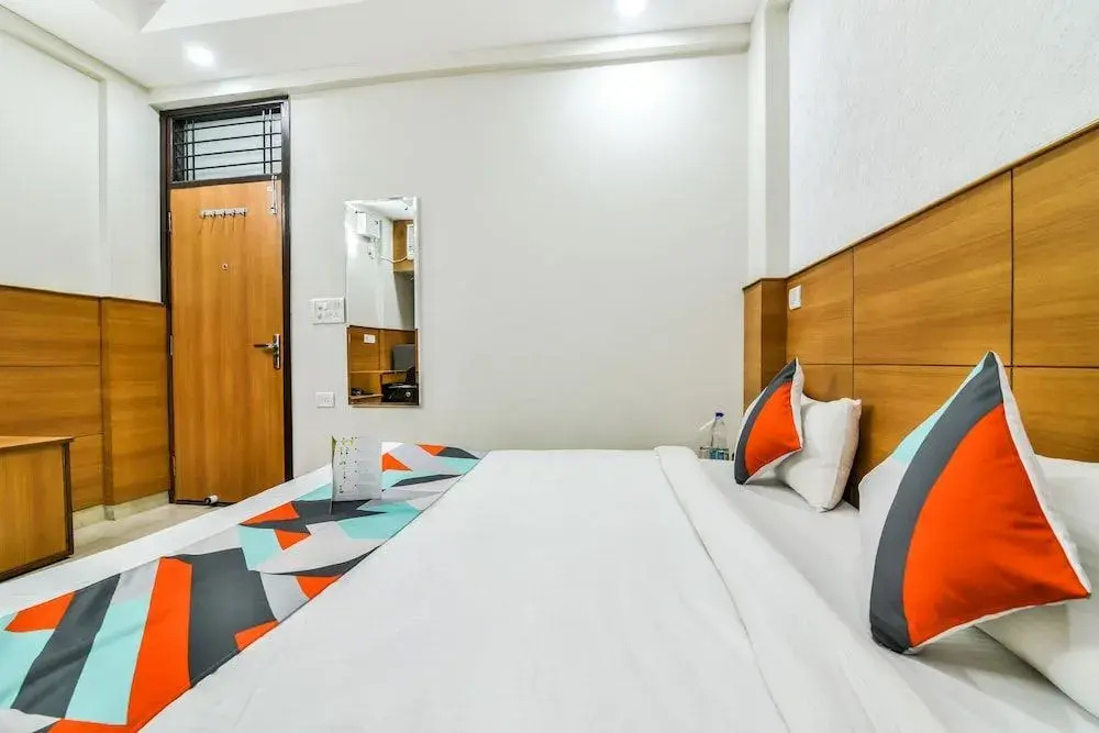 Hotel Aerosky Gurgaon by FabHotels - фото 2