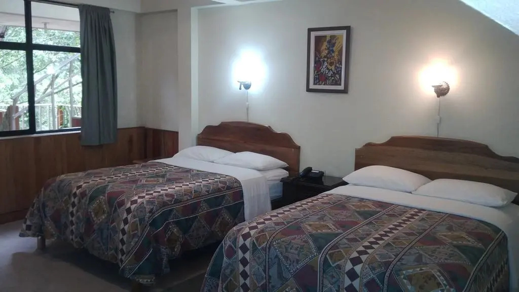 Hotel photo 2
