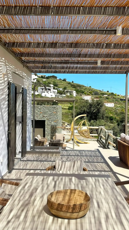 4 Bedrooms Villa with sea view