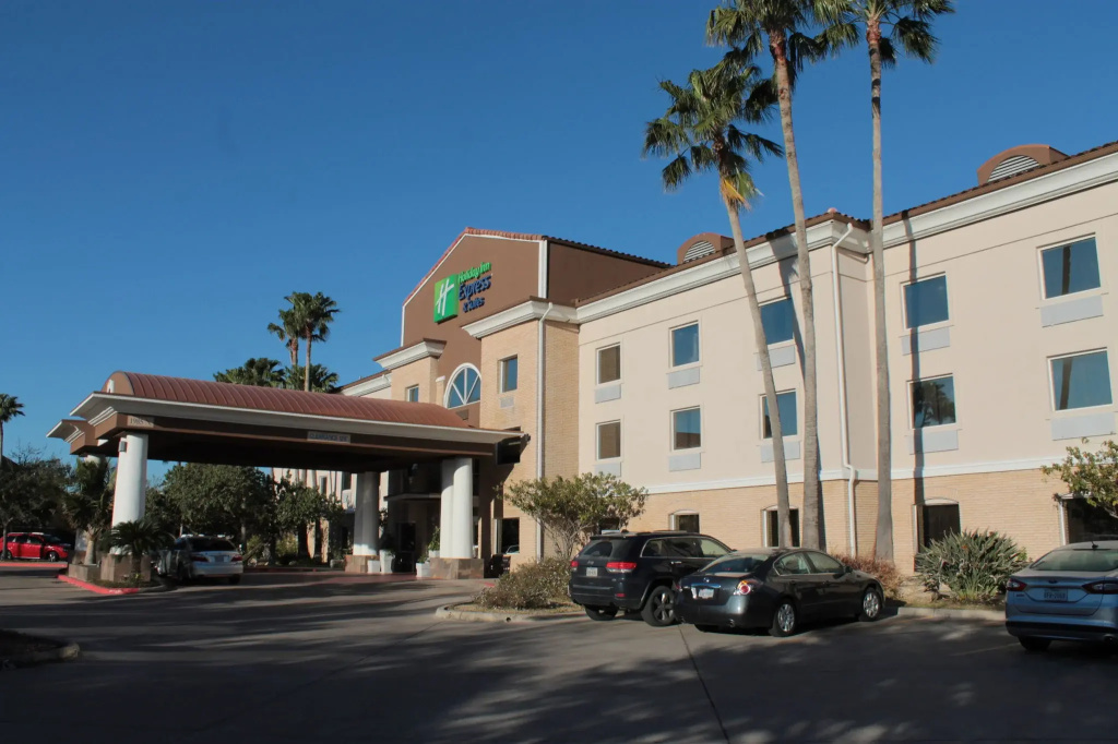 Holiday Inn Express Hotel & Suites Brownsville by IHG