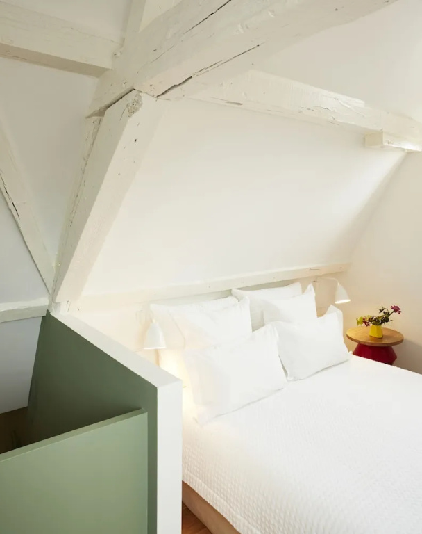 Standard Triple Duplex room