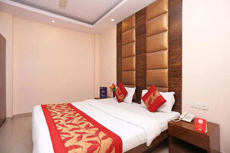 OYO 6096 Hotel Maharani Palace - Chambres