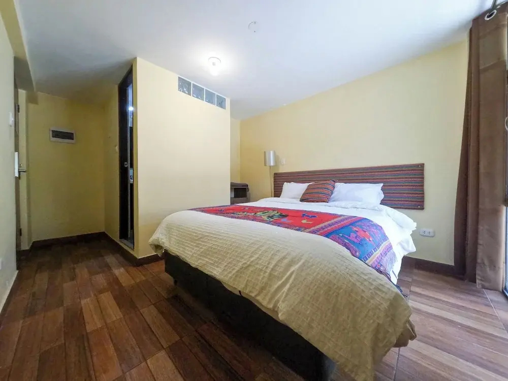 5 Bedrooms Family Cottage