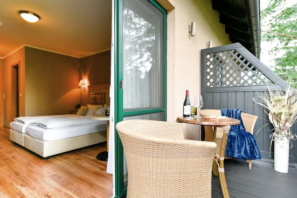 Balcony & Terrace