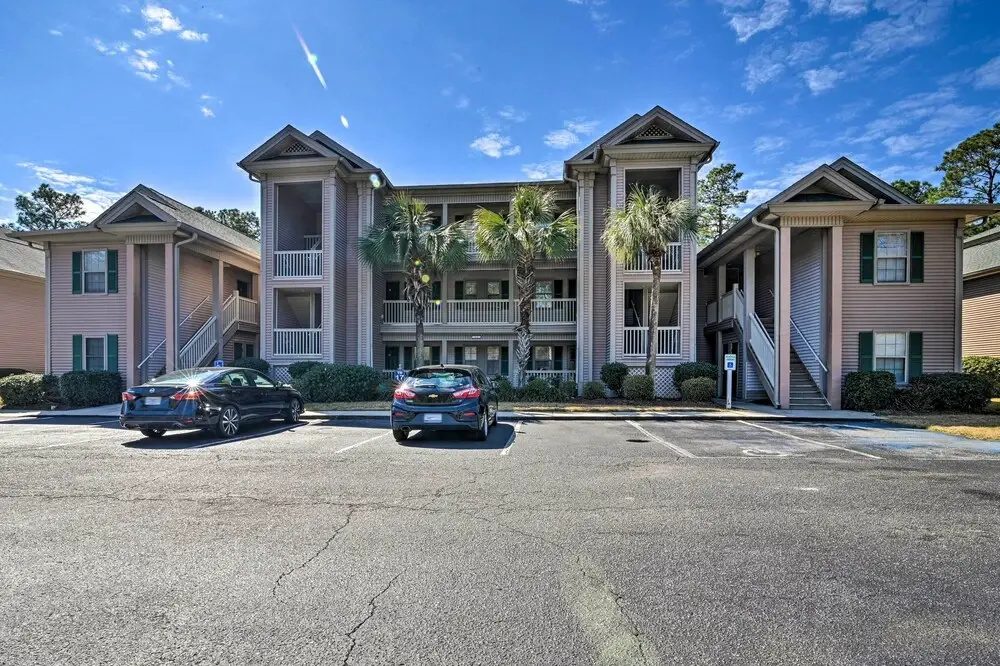 Welcome to After Dune Delight Golf Course Condo!