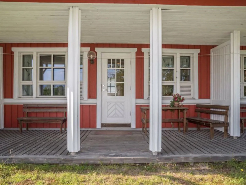 Yllaskarpalo 2 keskimmainen