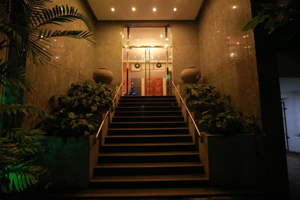 Refresh Hotel