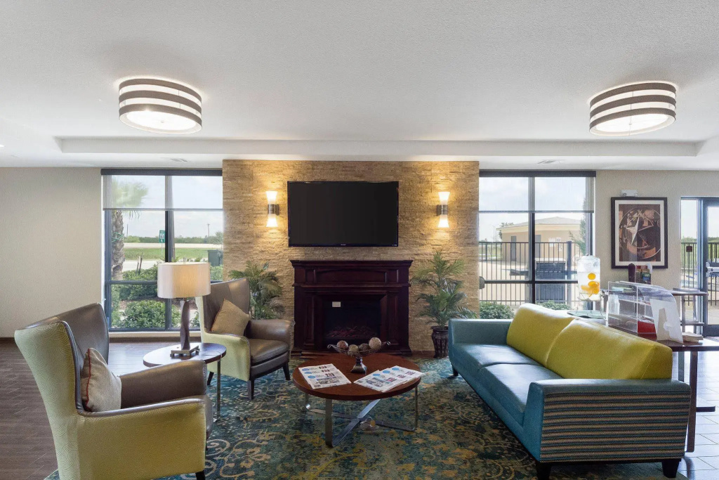 Comfort Inn & Suites Victoria North - Général