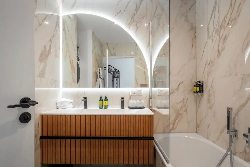 Montmartre Residence 94