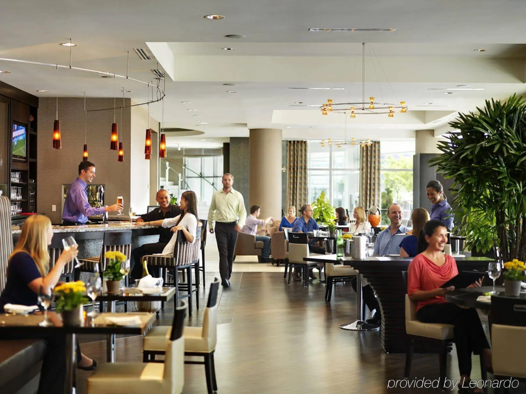 Pinnacle Hotel at the Pier - фото 32