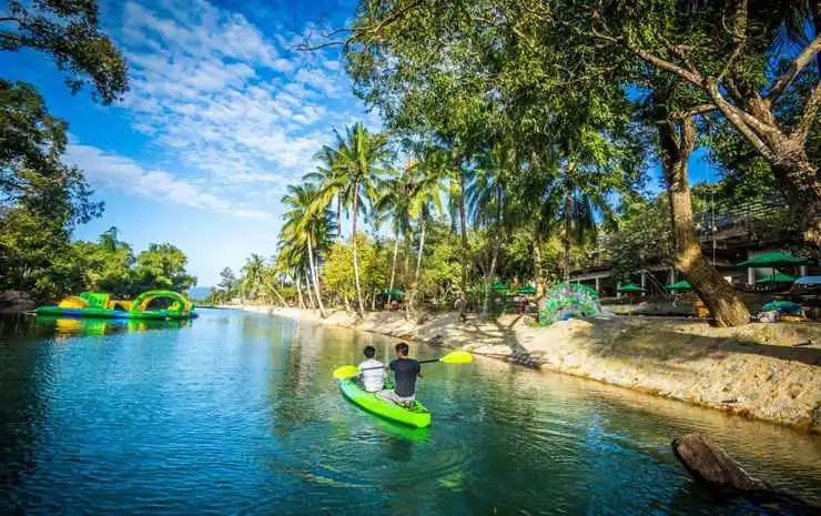 Beach & Waterfront