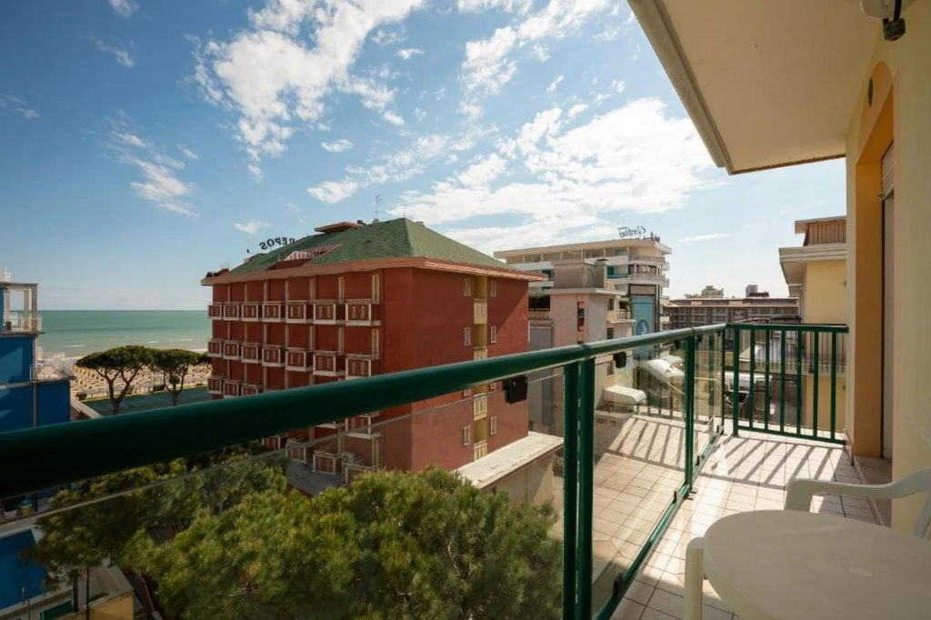 Balcony & Terrace