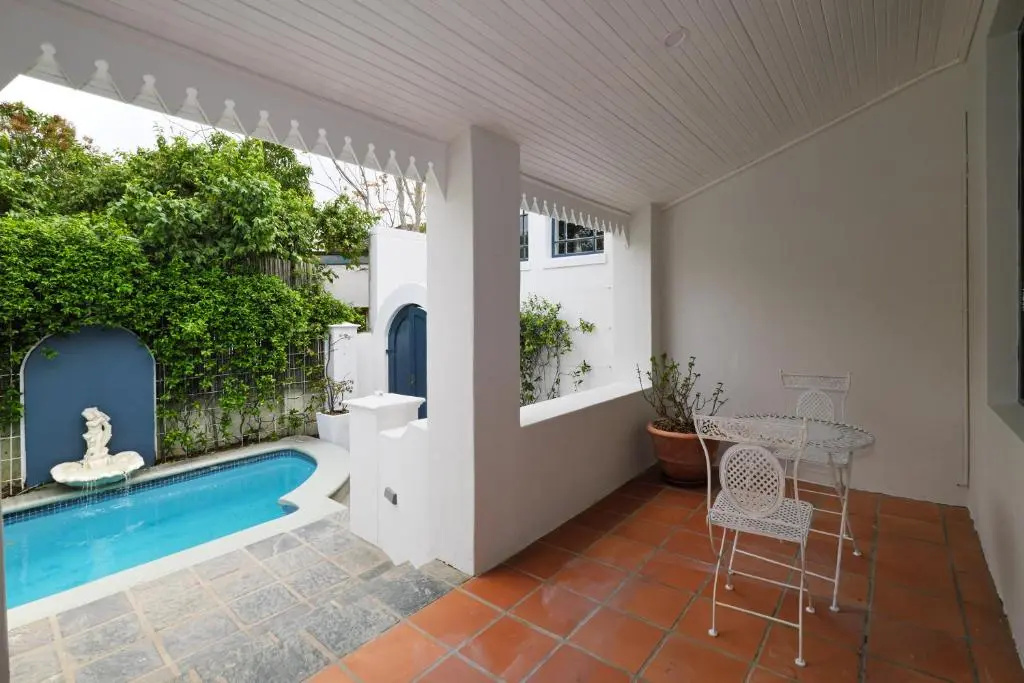 Chapter House Boutique Hotel - 3