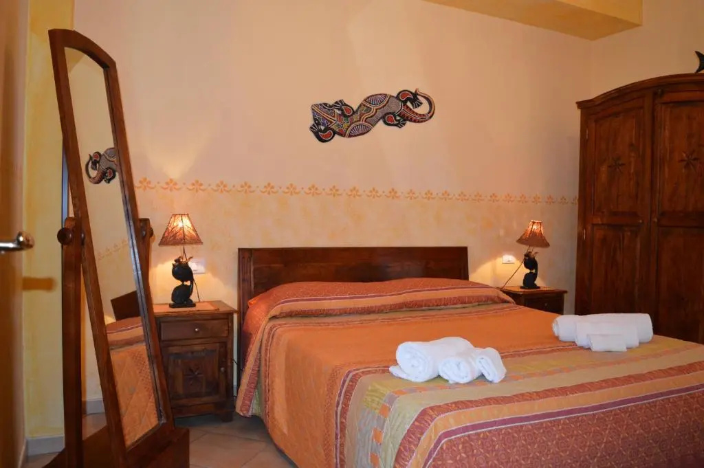 2 Bedrooms Cottage