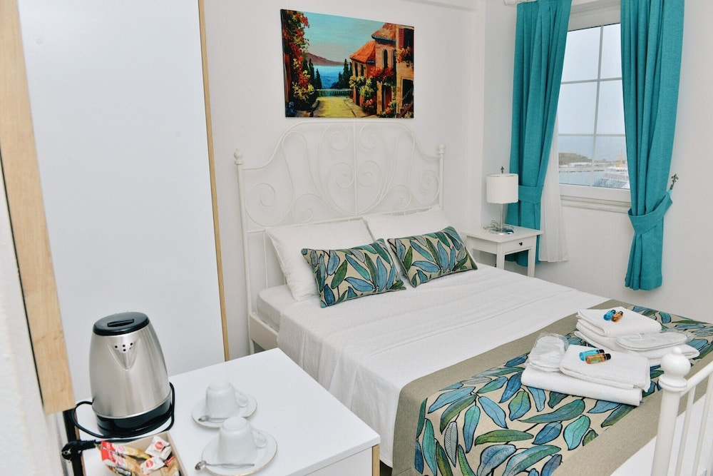 Comfort Double room with sea view (full double bed)
