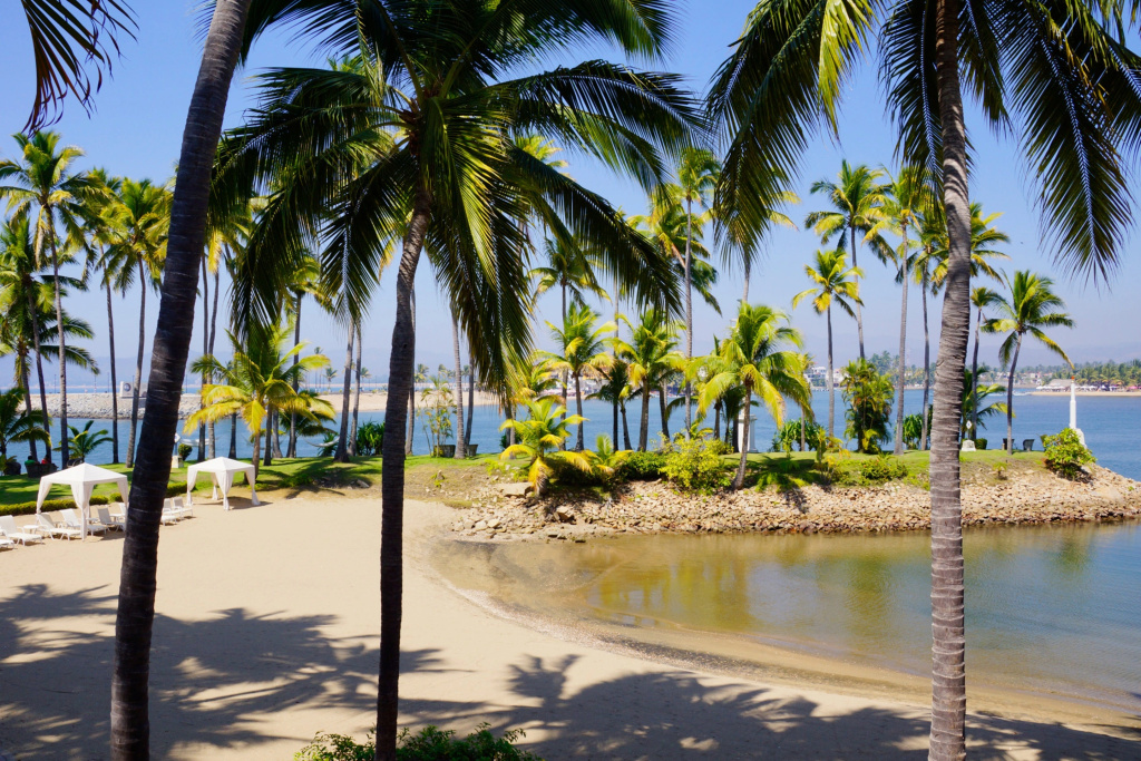 Beach & Waterfront
