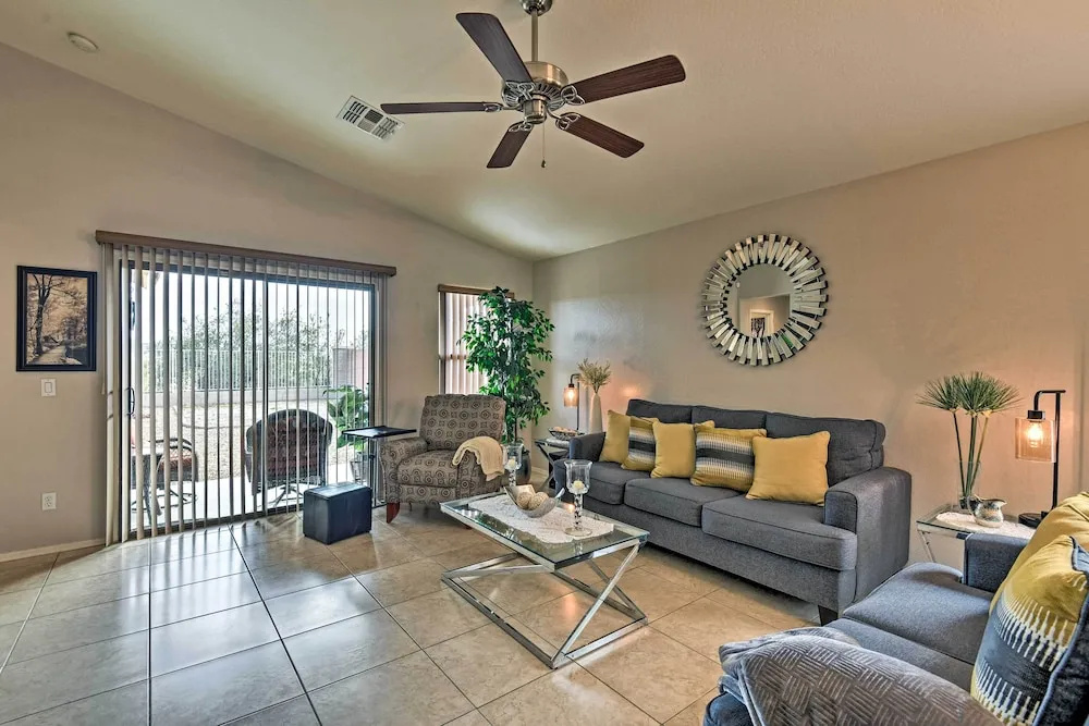 West Phoenix Home: Hike, Dine & Golf Nearby! - фото 10