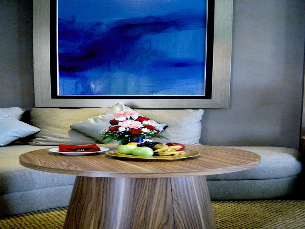 Amaroossa Suite