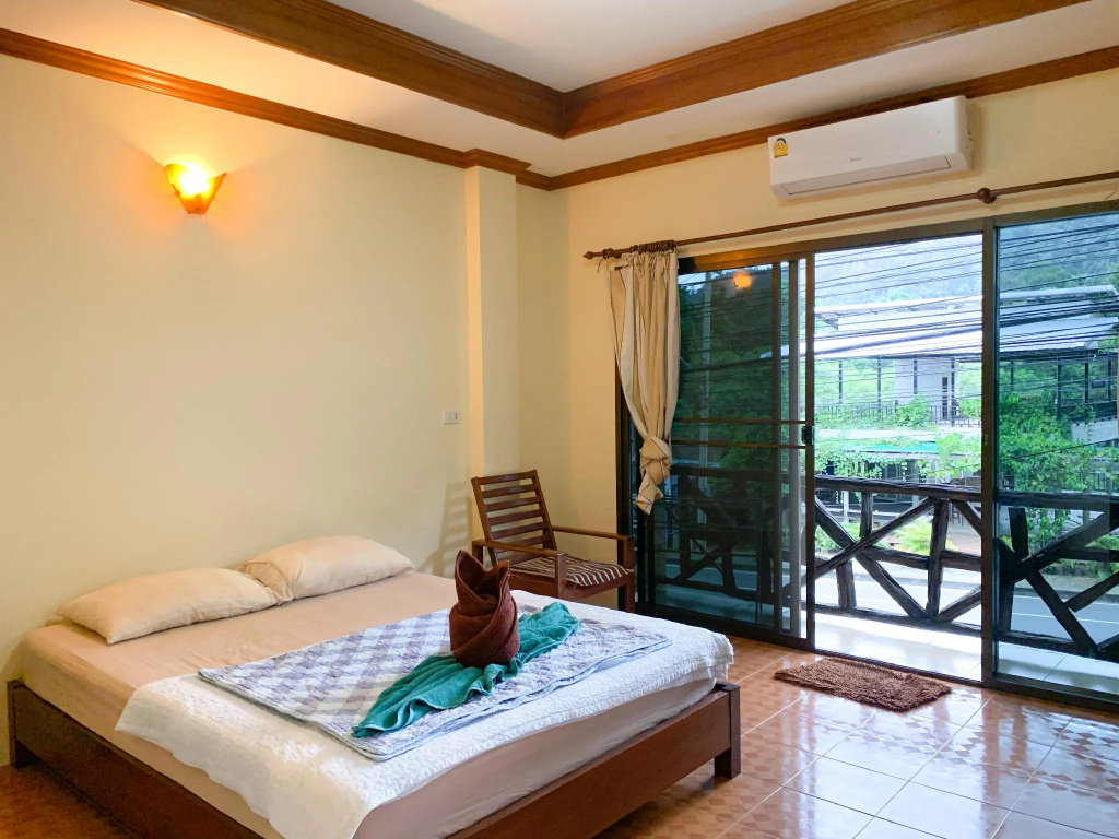 Air Conditioning Double room (full double bed)