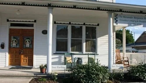 The Alexander Benjamin House Country Lodging