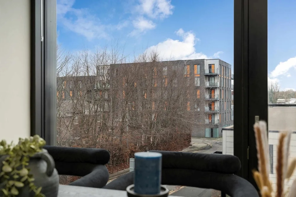 The Mancunian Blue - Manchester Luxury 2-bed Corner Apartment