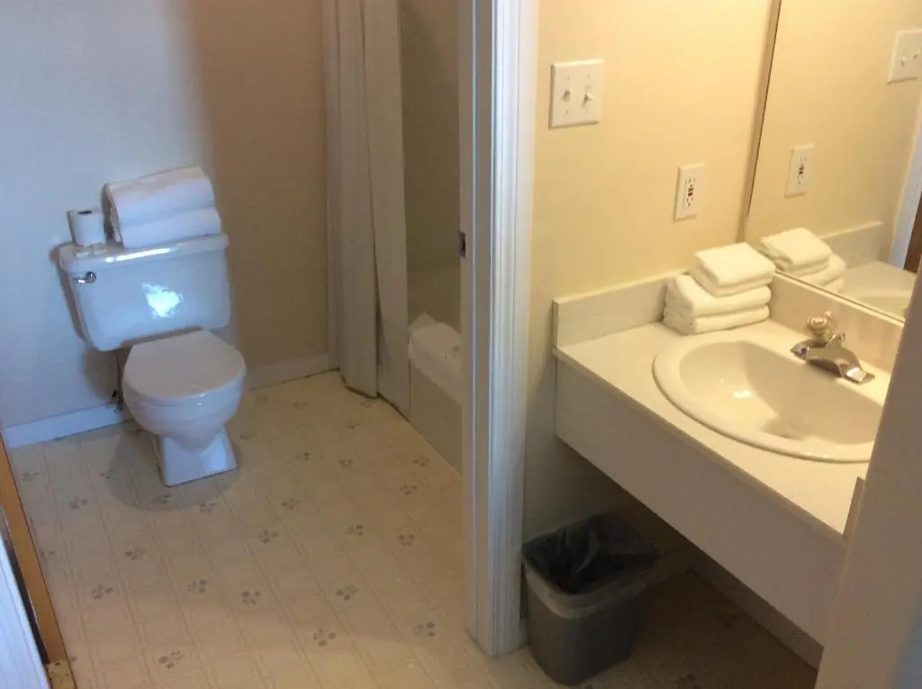 Superior Double room (full double bed)