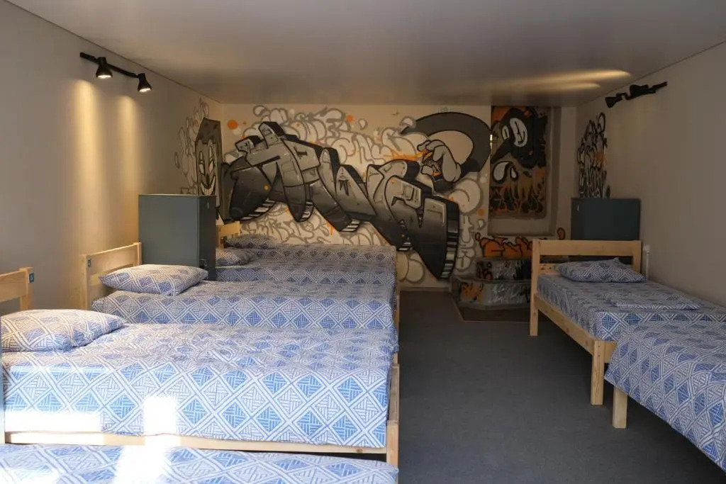 Кровать в общем номере (мужской номер) в Wanderlust  Riverside hostel (Вандерласт Риверсайд хостел)