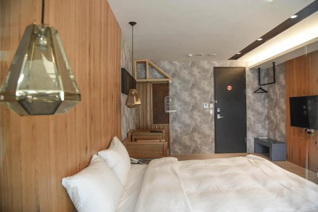 Deluxe Double room with balcony (full double bed)