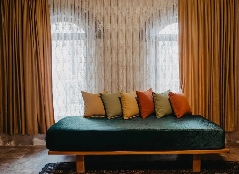Deluxe Double room (full double bed)