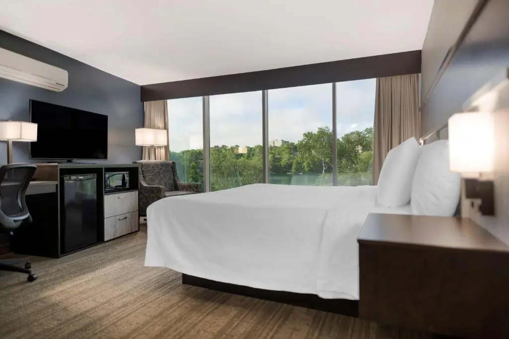 Best Western Plus Chocolate Lake Hotel - Chambres