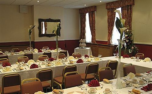 Borough Arms Hotel - 6