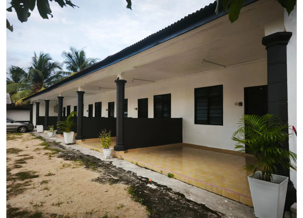 OYO 91244 Aufa Chalet