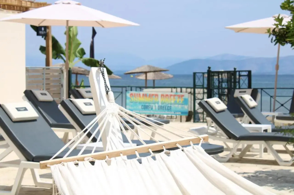 Stavros Beach Hotel