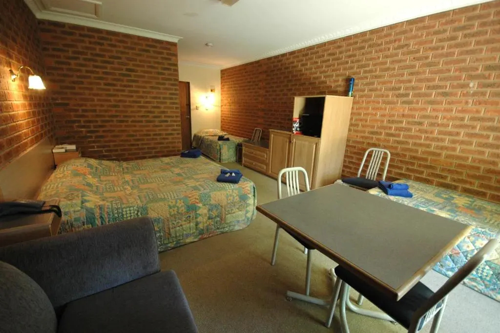Standard Double room (twin beds)