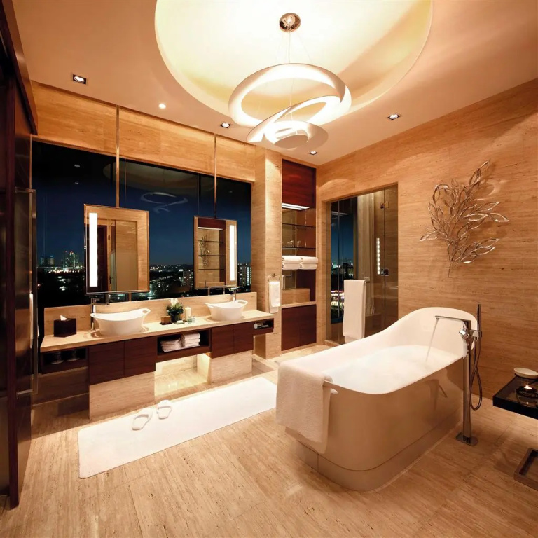 Lobby & Reception