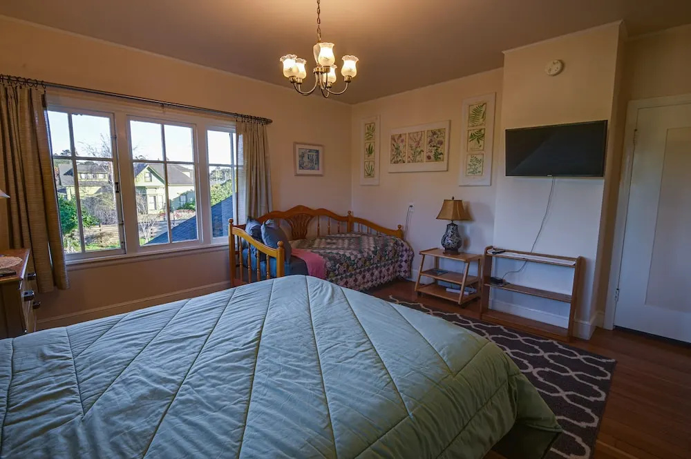 Comfort room