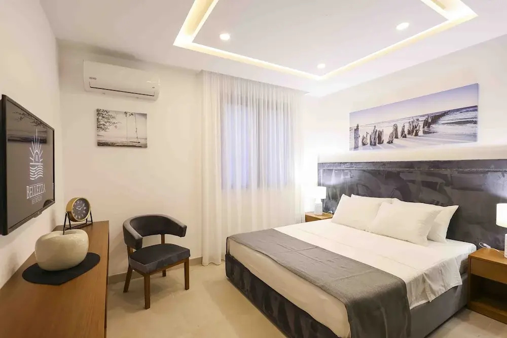 2 Bedrooms Deluxe Apartment with balcony and with sea view